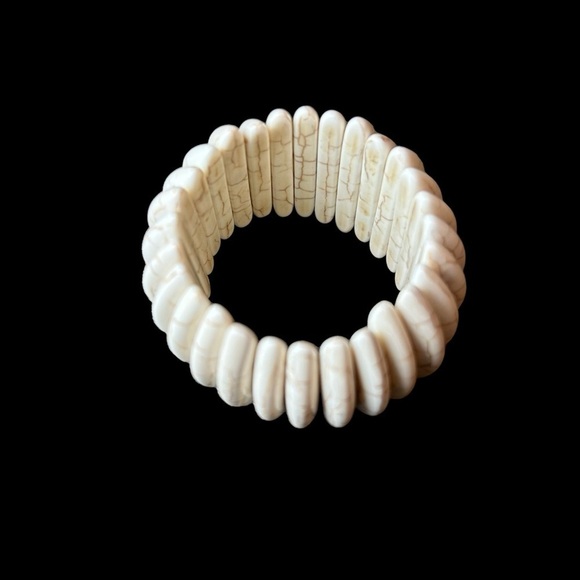 Stone Stretch Cuff Bracelet NWOT - Picture 4 of 9